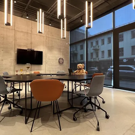 Moxy Center Hotel 3*