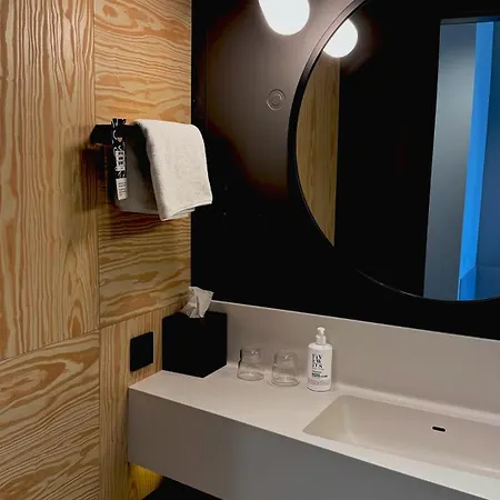 Moxy Center Szálloda Kaunas