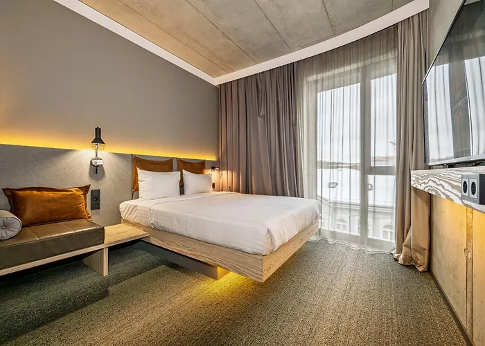 Moxy Center فندق 3*